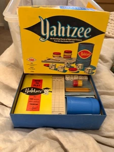 Vintage 1973 YAHTZEE Dice Board Game E.S. Lowe Co #E950 NEW - Picture 1 of 7