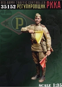 BRAVO *6 35152 WORLD WAR II RED ARMY TRAFFIC CONTROLLER 1:35 - Picture 1 of 3