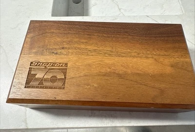 Snap-on 70th Anniversary 8pc 3/8" Drive Socket Set, 24K Gold Inlay, Walnut Case - Image 1 of 4