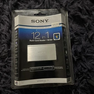 Sony 12 in 1 Multi-Card Reader Writer MRW62E-T1 USB Memory Card Reader New - Picture 1 of 3