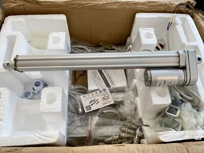 Actuador lineal 300 mm (cantidad 4), carga 250N  Foto 1 de 3