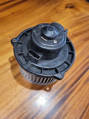 96-02 TOYOTA 4RUNNER AIRE ACONDICIONADO AIRE ACONDICIONADO CALENTADOR VENTILADOR MOTOR OEM p4702b26 Foto 1 de 3