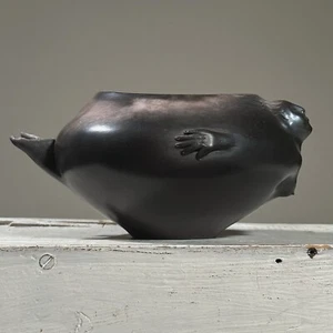 Vintage Surrealist Raku Fired Burnished Figurative Story Pot, Signed - Picture 1 of 8