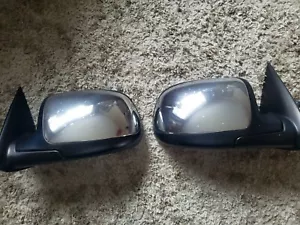 SILVERADO SIERRA 1999-2002 PICKUP SET POWER SIDE MIRRORS BLACK AND CHROME - Picture 1 of 6