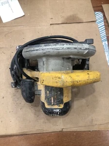 DEWALT DW369 CORDED CIRCULAR SAW  - Picture 1 of 6