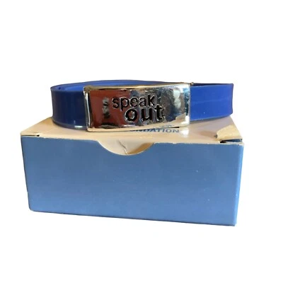 Pulsera Speak Out Against Domestic Violence Azul Goma Ajustable Avon NUEVO Foto 1 de 4