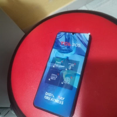 Smartphone TCL 305 2gb+32gb 6.52" - Immagine 1 di 4