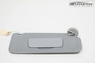 Chevrolet Blazer 2019-2022 parasol delantero derecho con espejo OEM Foto 1 de 4