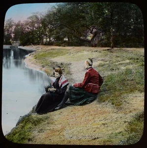 ANTIQUE Magic Lantern Slide THE BONNIE BANKS OF LOCH LOMOND NO3 C1910 PHOTO KILT - Foto 1 di 2