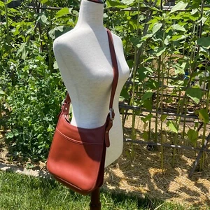 Vintage Cognac Braun Leder Crossbody Handtasche Schultertasche Außentasche Korea Zip - Bild 1 von 21