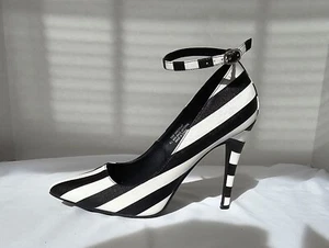 It's Fashion Black & White Stripe Ankle Strap Sexy Stiletto Pumps Size 10 - Picture 1 of 12