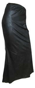 Langer schwarzer Rock XXL in Lederoptik Schwarz - Lackoptik Plussize Maxirock - Bild 1 von 3