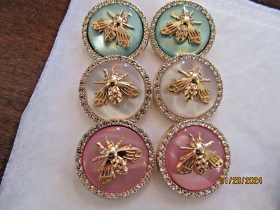 GUCCI  6 BUTTONS   GOLD tone metal , 25MM LOT 6 - Image 1 of 3