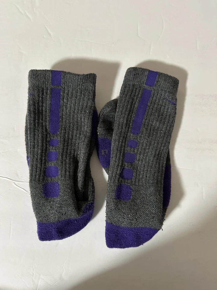 Meias acolchoadas Nike Elite basquete tripulação GRANDES (8-12) - Imagem 1 de 1