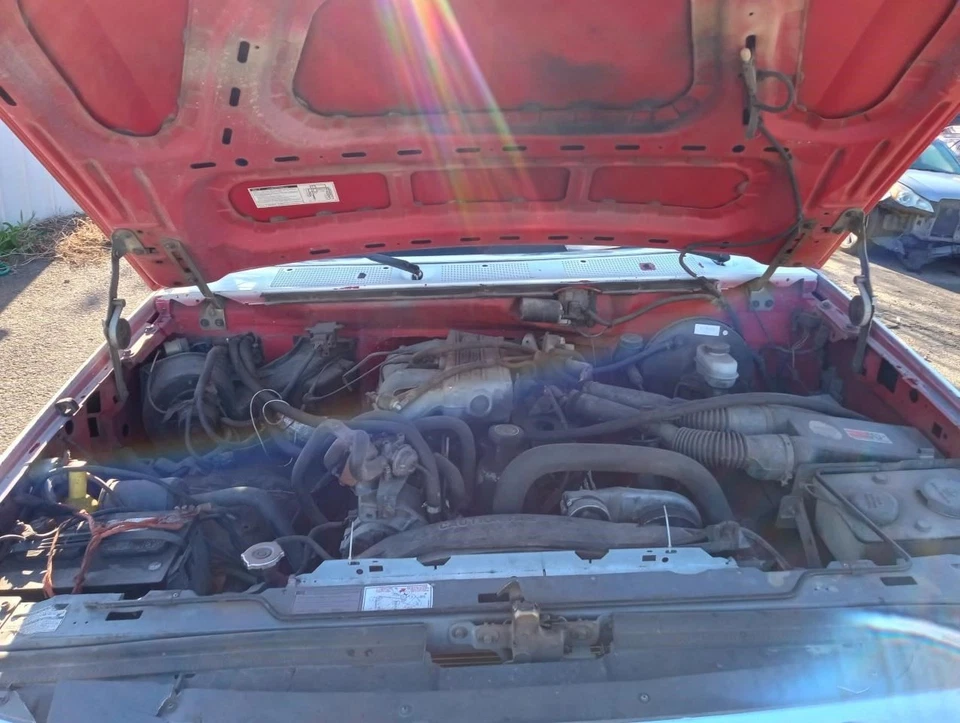 Pinza delantera izquierda conductor compatible con 91-93 BRONCO 29546938 Foto 1 de 4