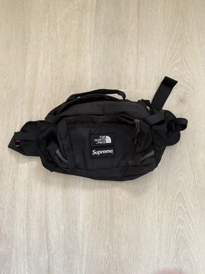 SUPREME × THE NORTH FACE  Expedition Waist bag - Image 1 of 4
