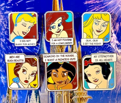 👑Juego de 6 prendedores de tira cómica de princesas Disney - 6 prendedores ocultos de Mickey de cómics de princesas Disney Foto 1 de 2