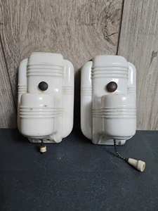 PAULDING APLIQUES DE PARED ACANALADOS de porcelana blanca con bombillas con cadena de tracción, de colección - Imagen 1 de 24
