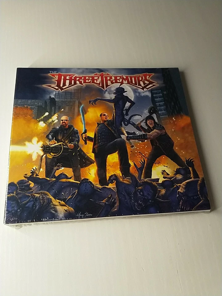 CD * THE THREE TREMORS * THREE TREMORS  * NEU & Ovp - Bild 1 von 2