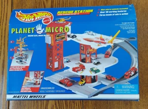 Vintage Hot Wheels Planet Micro Rescue Station Rare 1997 #19611 - Picture 1 of 2