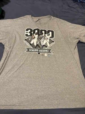 Fanatics Ichiro Suzuki Mr. 3000 Tee Gray 2XL - Image 1 of 2