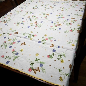 Vintage Baumwolle Leinen Tischdecke Blumen Schmetterling 52"x48" Cottagecore Bauernhaus - Bild 1 von 5