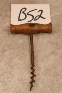 B52 VINTAGE WINE CORKSCREW BOTTLE OPENER WOOD HANDLE - Picture 1 of 1
