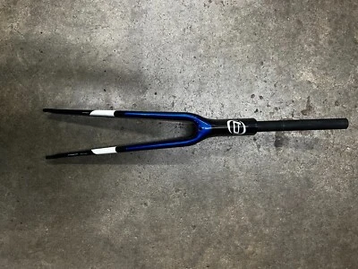 Blue Triad SL Carbon Bicycle Fork for Size XS only (85mm head tube) New - Image 1 of 4