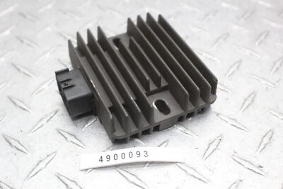 Yamaha YZF R6 2013 rectificador regulador de voltaje  Foto 1 de 4