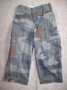EUC Gap Kids Boys Camo Cargo Adventure Pants Casual Kids Size 4 Regular - Picture 1 of 2