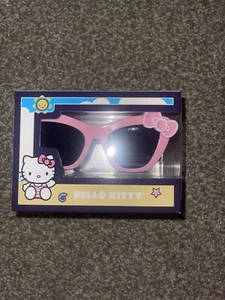 Pink Hello Kitty Beach Sunglasses - Never Opened - Picture 1 of 4