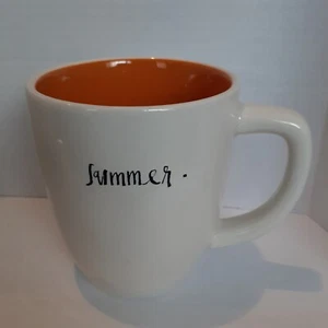 Rae Dunn SUMMER Kaffeebecher mit Henkel Artisan Collection weiß rot-orange - Bild 1 von 5