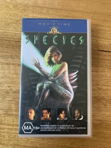 Species VHS movie Video Cassette Tape Cult Horror Sci Fi Action - Picture 1 of 5