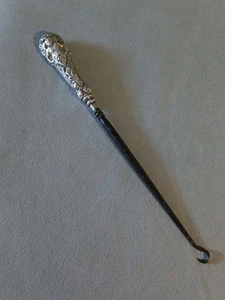 Antique Art Nouveau Silver Handled Button Hook Hallmarked Birmingham - Picture 1 of 10