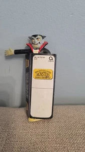 Modellino vintage anni 90 Amscan pieghevole Halloween mostri Dracula vampiro 5,5"... - Foto 1 di 4