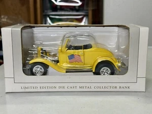 *1 of 400* 1:25 SpecCast car bank 1932 FORD ROADSTER 2002 The 50's Minnesota St - Picture 1 of 7
