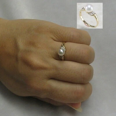 14k Solid Yellow Gold White Pearl & Diamond Ring - Image 1 of 4
