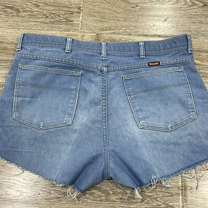 WRANGLER Womens Vintage Cotton Poly Distressed Cut off Jean Shorts Size 36  1249 - Picture 1 of 5