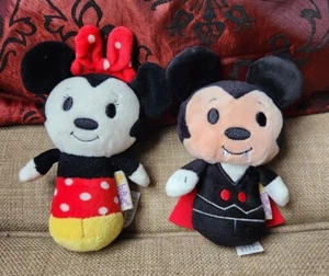 Hallmark Itty Bitty Disney Minnie Mouse & (Vampir Mickey Mouse) 2x Plushes  - Bild 1 von 15