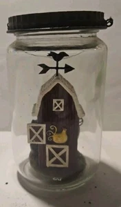 Bauernhaus hängendes Glas Einmachglas Schwein Huhn Diorama Deko rot Scheune - Bild 1 von 6