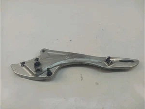 ESTRIBO DELANTERO IZQUIERDO Suzuki SFV650 GLADIUS - Imagen 1 de 3
