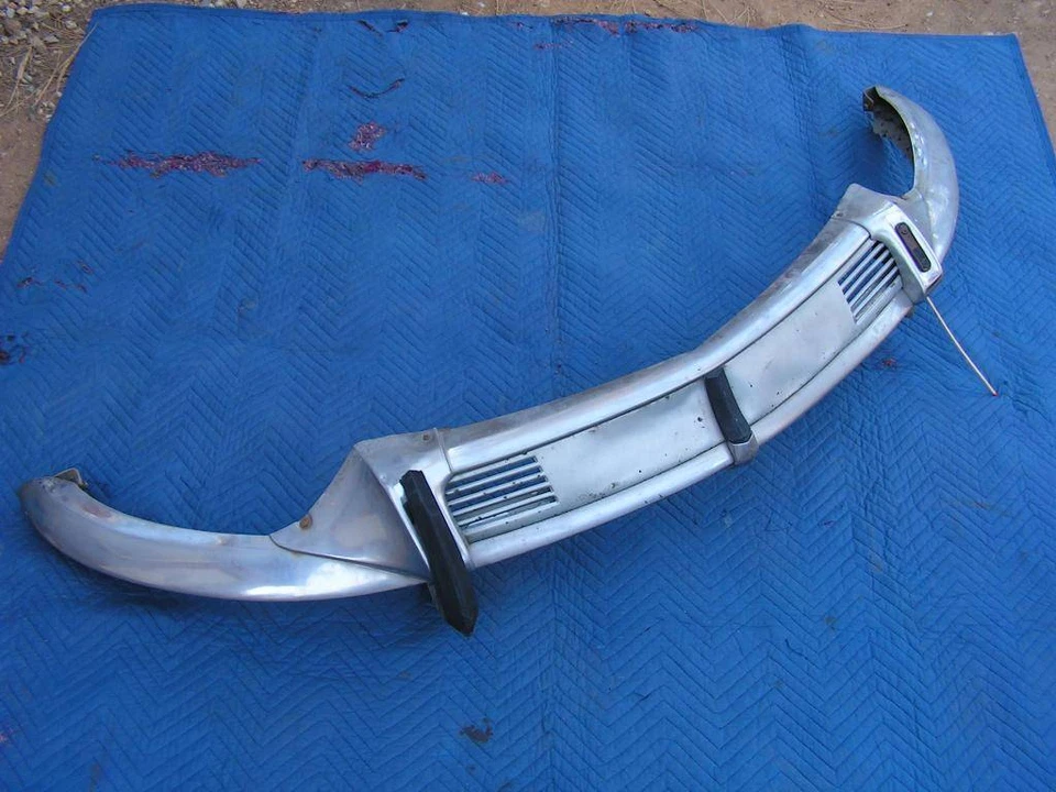 Parachoques delantero cromado Citroen ID DS 19 21 Pallas sedán OEM libre de óxido muy bueno Foto 1 de 4