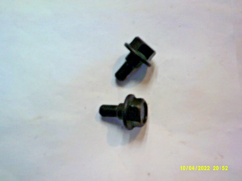 Juego de 2 pernos de hombro Snapper Tiller genuino 14981 / 7014981 Foto 1 de 1