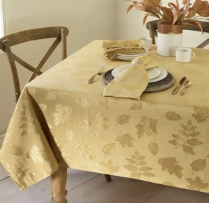 JCP HOME GOLDEN PRAIRIE FLORENCE DAMASK TABLECLOTH 60" X 102" GOLD NEW - Picture 1 of 5