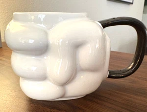 Walt Disney's Mickey Mouse Sculpted Hand/Glove 3D Ceramic 20oz Coffee Mug EUC - Picture 1 of 5