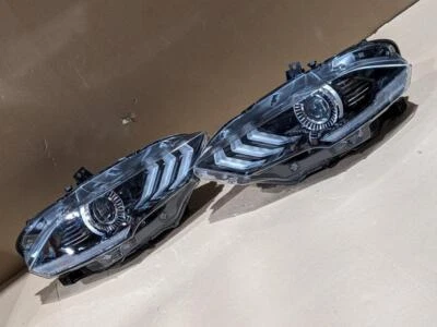 Juego de faros LED Euro OEM 2018-2022 Ford Mustang lado pasajero y conductor Foto 1 de 4