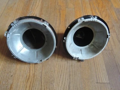 ALFA ROMEO Antiguo 2000 Spider 102 Usado Par LUCAS F700 Mk VIII FAROS CUCHARONES Foto 1 de 4