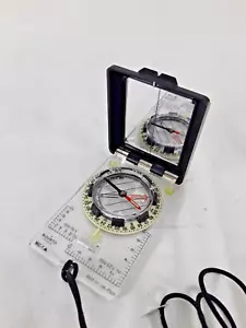 SUUNTO MC-1 PROFESSIONAL SIGHTING COMPASS SUUNTO MC-1 MIRROR COMPASS - Picture 1 of 4