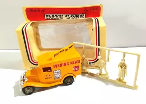 LLEDO DAYS GONE MODEL A FORD WITH FIGURES - EVENING NEWS - BOXED - Picture 1 of 7