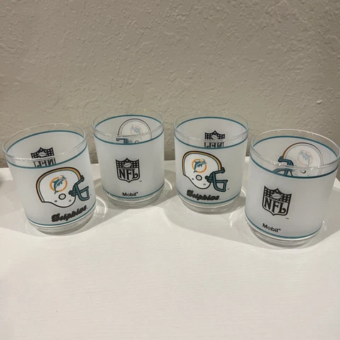 MIAMI DOLPHINS MOBIL GAS STATIONS PROMO GLASS SET OF 4 VINTAGE RETRO 1980'S RARE Cover
